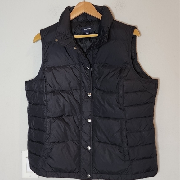 Lands' End down black puffer vest. Women's size Large. - Picture 7 of 15
